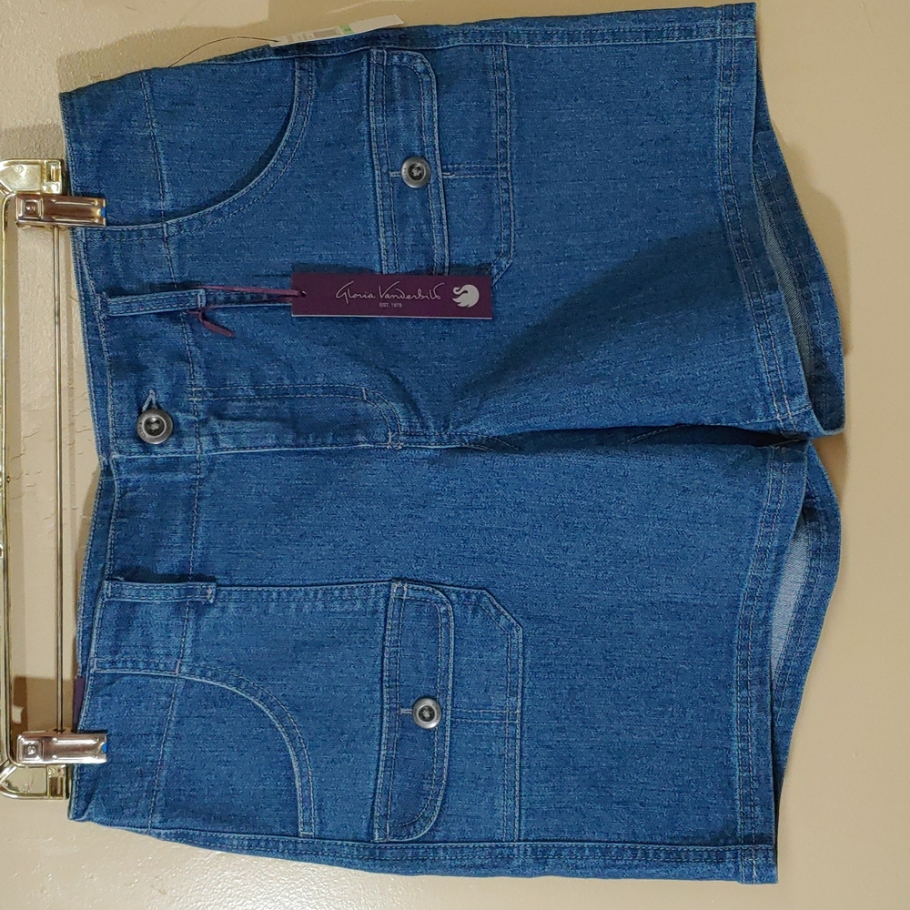 Gloria Vanderbilt 🆕 Olivia Jean Shorts 8